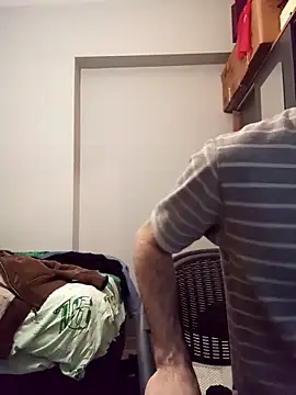 Snapshot of raskolnikovw chatting on February 2026 08:38:02 PM raskolnikovw online show from February 2026 08:38:02 PM