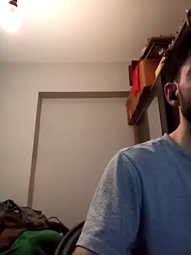 Snapshot of raskolnikovw chatting on February 2026 09:37:02 PM raskolnikovw online show from February 2026 09:37:02 PM