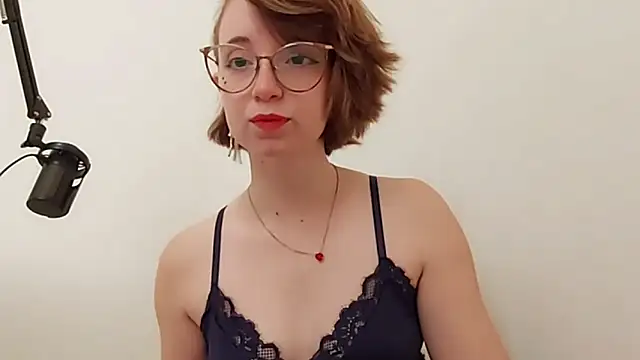 Elise Nyx online show from September 2025 01:36:02 PM