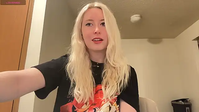 Snapshot of ashisscene chatting on January 2026 11:57:02 AM ashisscene online show from January 2026 11:57:02 AM