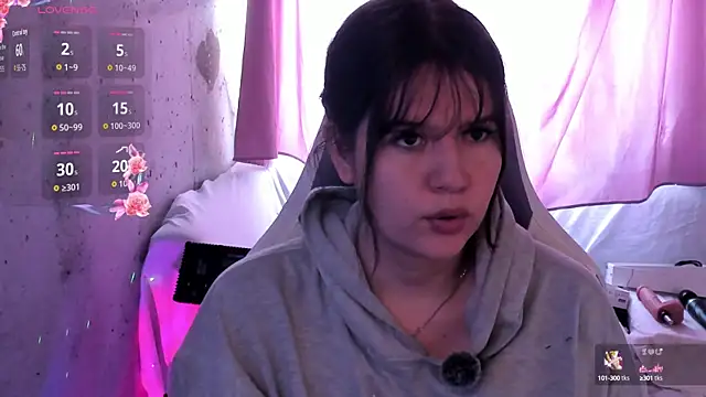 brii69 online show from October 2025 03:54:02 PM