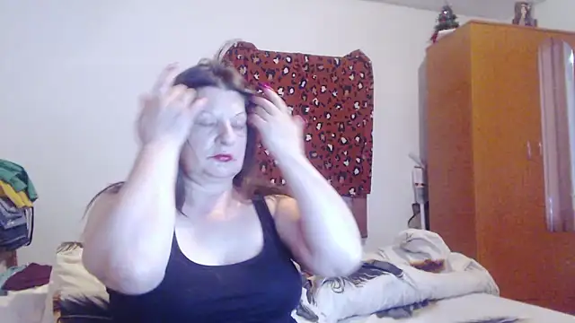 ExtasyMature online show from June 2026 05:32:01 PM