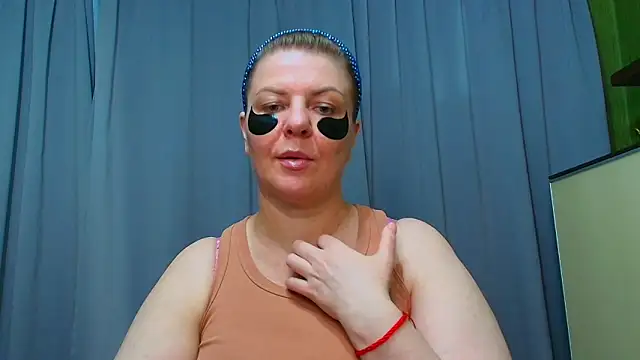 VeronikawGold online show from May 2026 10:26:02 PM