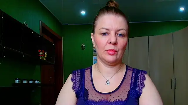 VeronikawGold online show from June 2026 08:33:02 PM
