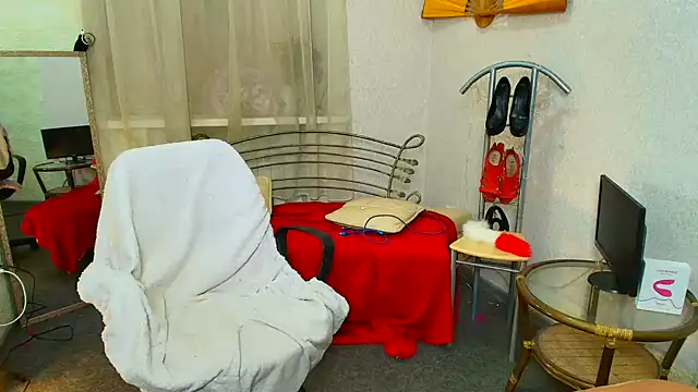 Snapshot of faiirylight chatting on February 2026 07:48:01 AM faiirylight online show from February 2026 07:48:01 AM