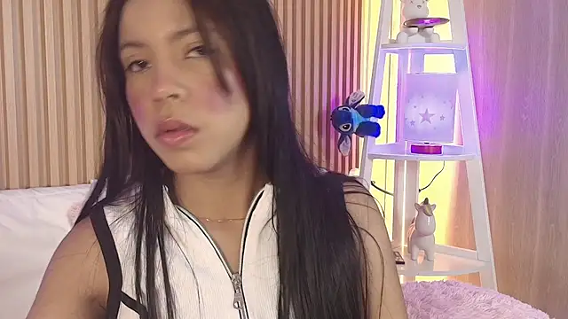 emily sweett24 online show from February 2026 12:31:01 PM