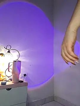 Snapshot of ammy_e chatting on October 2025 12:20:01 AM ammy e online show from October 2025 12:20:01 AM