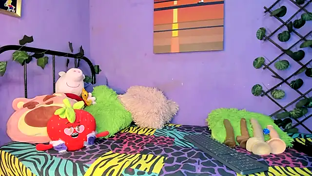 Snapshot of amydelahozgomez chatting on October 2025 02:04:02 AM amydelahozgomez online show from October 2025 02:04:02 AM