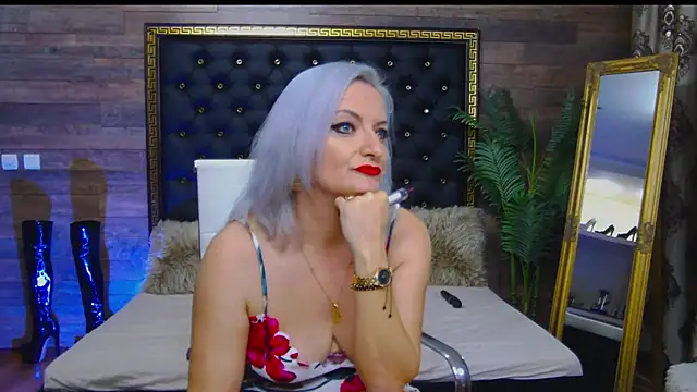 Snapshot of LadyTouch chatting on January 2025 03:30:02 AM LadyTouch online show from January 2025 03:30:02 AM
