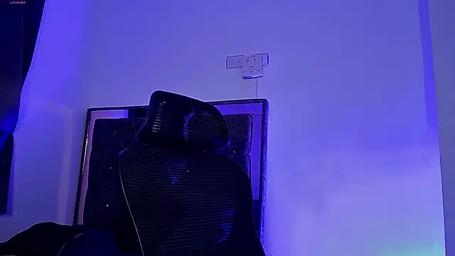 Donathoo1 online show from February 2026 01:29:02 AM