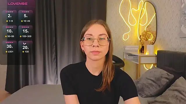 Snapshot of CuteJane_ chatting on February 2025 06:23:01 PM CuteJane online show from February 2025 06:23:01 PM