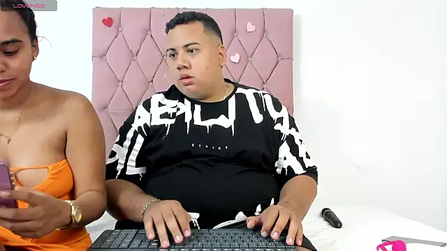 MICHAEL AND SHARON online show from October 2025 01:41:02 AM