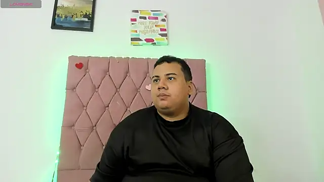 MICHAEL AND SHARON online show from October 2025 04:36:01 AM