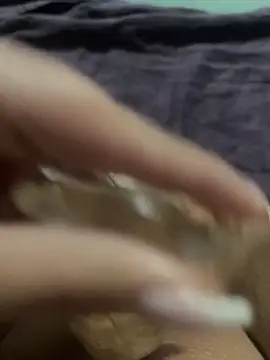 Snapshot of lola__med chatting on February 2025 08:36:01 PM lola med online show from February 2025 08:36:01 PM