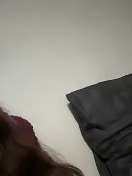 Snapshot of lola__med chatting on February 2025 09:16:02 PM lola med online show from February 2025 09:16:02 PM