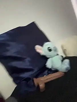 Snapshot of lola__med chatting on October 2025 02:12:01 PM lola med online show from October 2025 02:12:01 PM