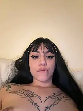 Snapshot of marianita_p_ chatting on March 2025 05:35:02 AM marianita p online show from March 2025 05:35:02 AM