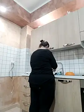 Dolcecurvy online show from November 2025 02:50:01 PM