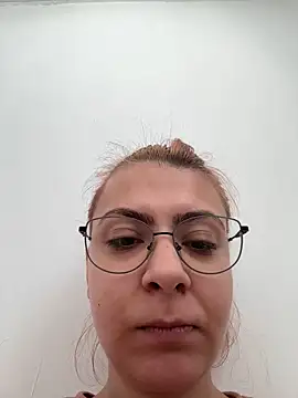 KittieHallo online show from February 2025 11:33:01 AM