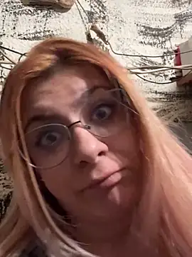 KittieHallo online show from February 2025 11:58:01 AM