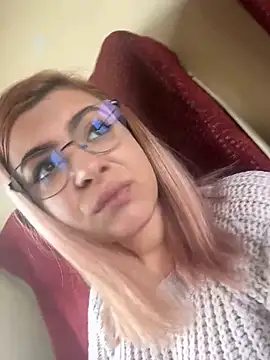 KittieHallo online show from March 2025 06:37:01 AM