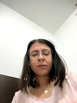 KittieHallo online show from October 2025 07:39:02 AM