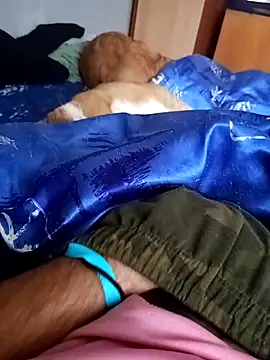 Snapshot of GrindingOvermuch chatting on October 2025 06:36:02 AM GrindingOvermuch online show from October 2025 06:36:02 AM