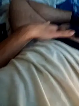 Snapshot of GrindingOvermuch chatting on November 2025 06:29:02 AM GrindingOvermuch online show from November 2025 06:29:02 AM