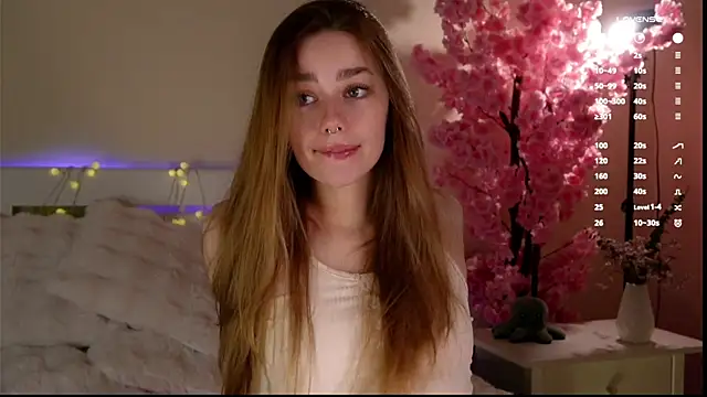 Snapshot of EmilaMills chatting on April 2026 11:15:01 AM EmilaMills online show from April 2026 11:15:01 AM