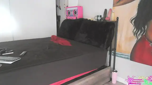 Queenanitadix online show from April 2026 03:10:02 PM