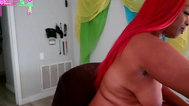 Queenanitadix online show from July 2026 05:02:01 PM