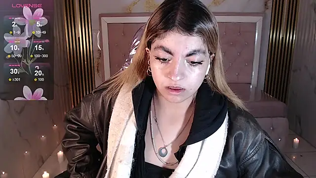 lili conor s online show from September 2025 03:39:02 AM