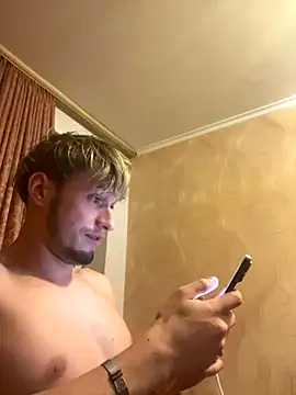 frama666 online show from October 2025 07:12:02 PM