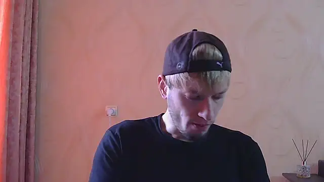 frama666 online show from May 2026 10:42:02 AM