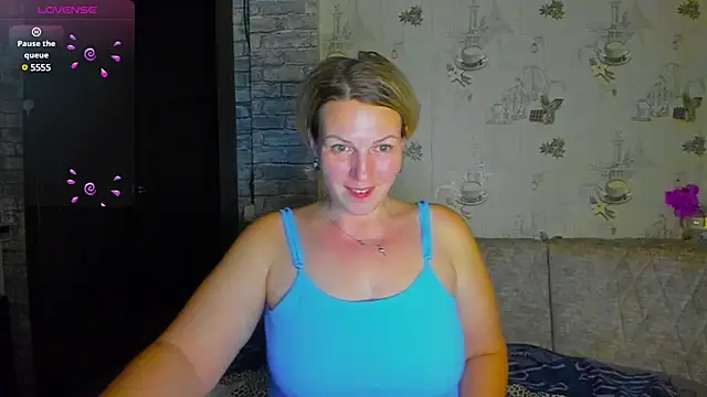 Snapshot of LadyLucky_ chatting on March 2025 04:43:02 PM LadyLucky online show from March 2025 04:43:02 PM