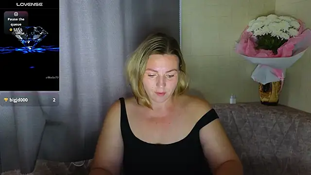 LadyLucky  online show from September 2025 02:49:02 AM