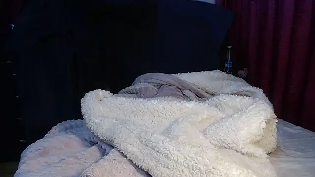 xxTatiannaxx online show from November 2025 03:28:01 AM