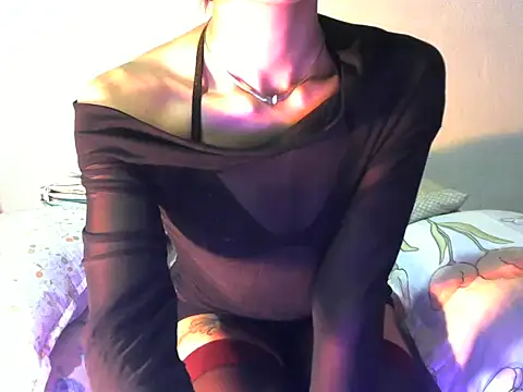 Snapshot of _luckylips chatting on March 2026 07:03:02 PM luckylips online show from March 2026 07:03:02 PM