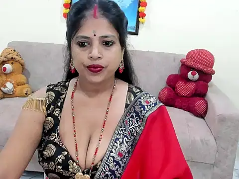 Snapshot of leahgotiii chatting on October 2025 03:28:02 AM leahgotiii online show from October 2025 03:28:02 AM