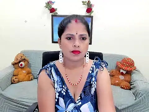 leahgotiii online show from July 2026 03:17:01 AM