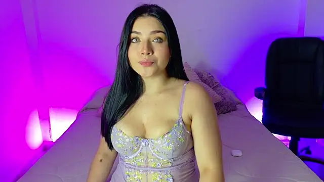 Snapshot of AliceDmarco chatting on September 2025 12:21:01 AM AliceDmarco online show from September 2025 12:21:01 AM