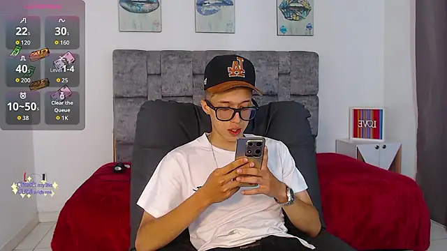 skinny bigcock02 online show from March 2026 09:21:02 PM