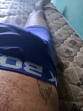 vertin07 online show from October 2025 04:58:01 PM