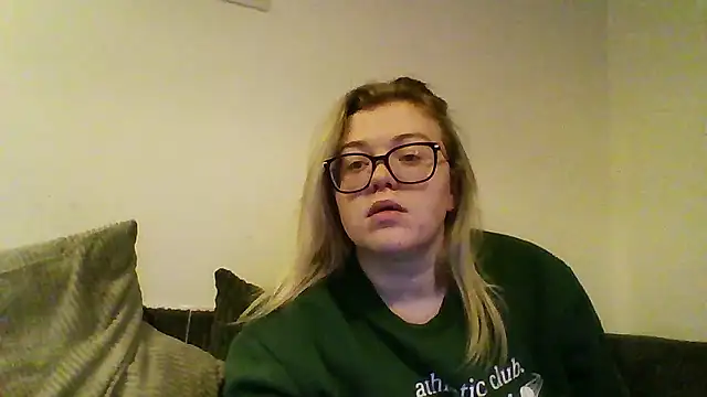 Snapshot of sandccouple chatting on January 2026 08:21:02 PM sandccouple online show from January 2026 08:21:02 PM