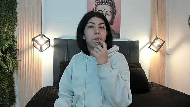 Cassie bloom online show from February 2026 03:27:01 AM