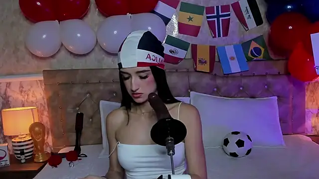 MELODYY SWEET online show from June 2026 06:05:02 PM