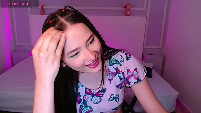 Snapshot of JasmineBella0 chatting on March 2025 01:58:01 AM JasmineBella0 online show from March 2025 01:58:01 AM