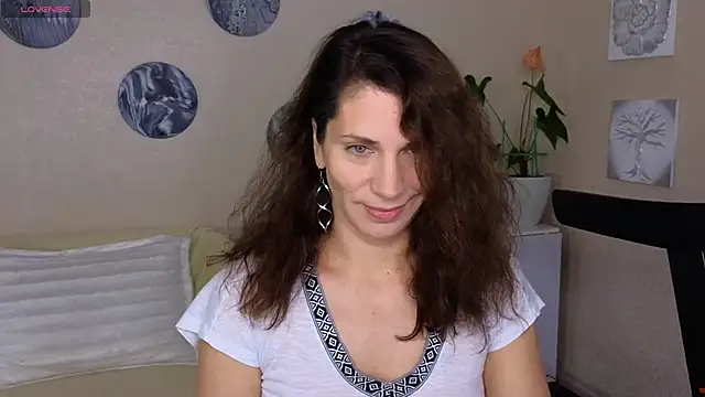 Snapshot of mylady_xenia chatting on March 2026 09:43:01 PM mylady xenia online show from March 2026 09:43:01 PM