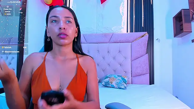 Snapshot of Emma_lorense22 chatting on February 2025 07:25:02 PM Emma lorense22 online show from February 2025 07:25:02 PM