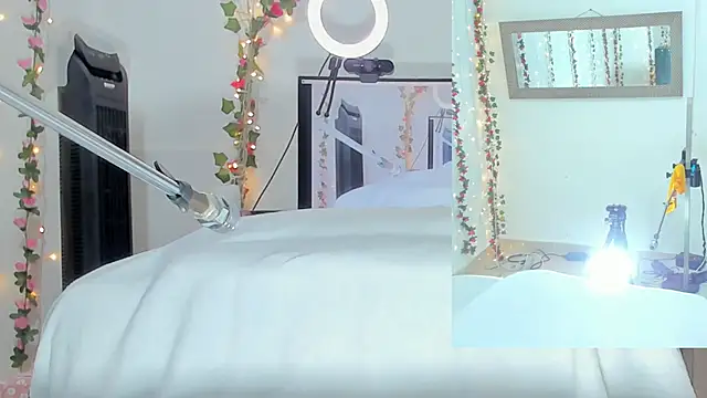 Genesis Love   online show from September 2025 09:23:02 AM